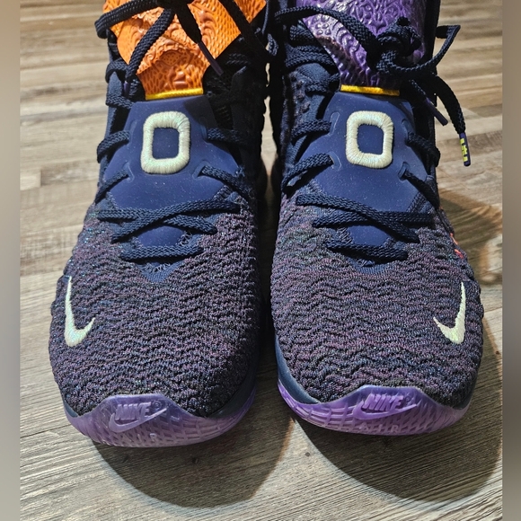 💙Nike Lebron XVII 'Space Jam Monstars' Basketball Shoes CD5050-400 SZ (17)💚 - Picture 7 of 16